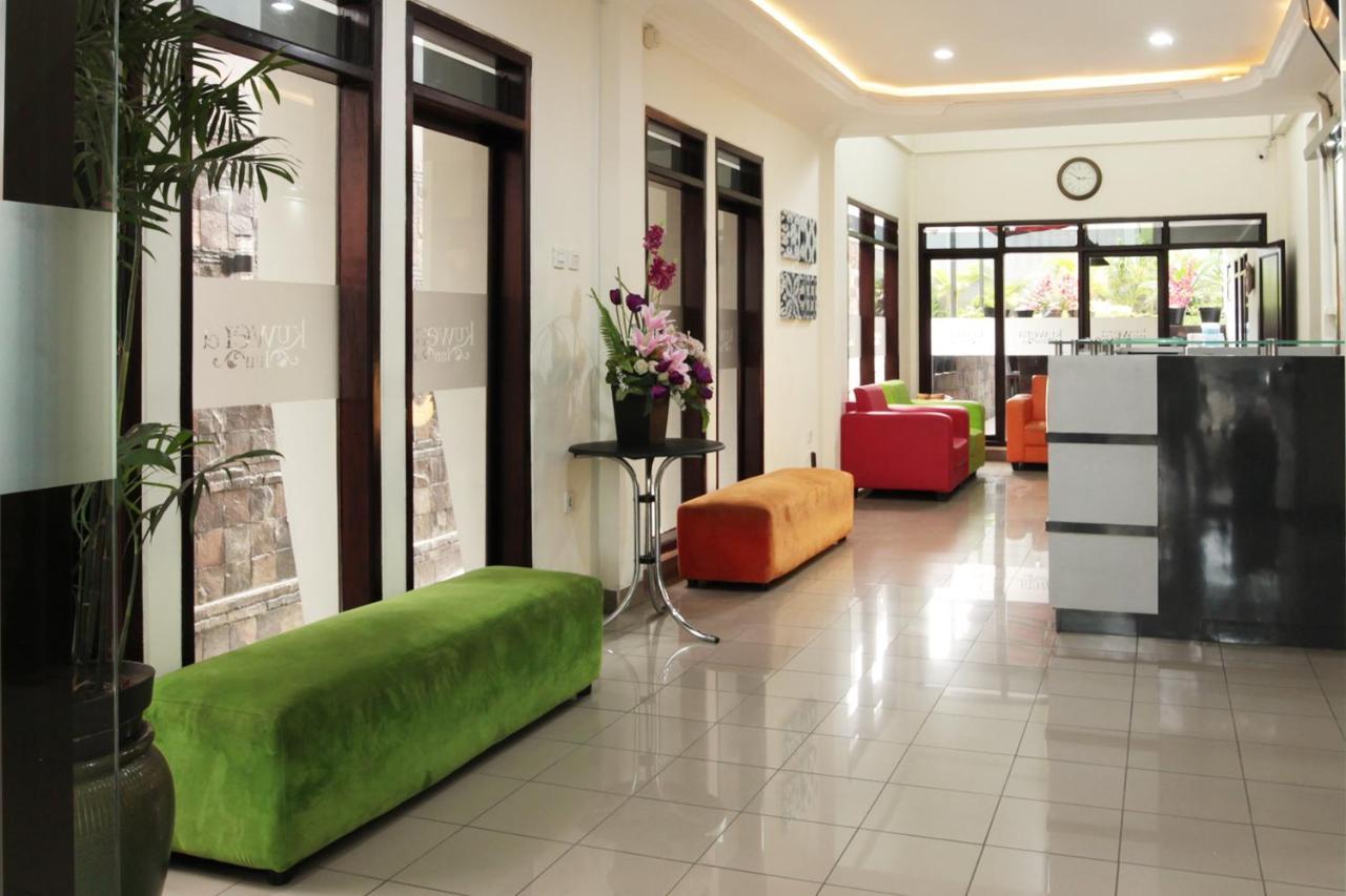 Oyo 202 Kuwera Inn Bandung Zewnętrze zdjęcie
