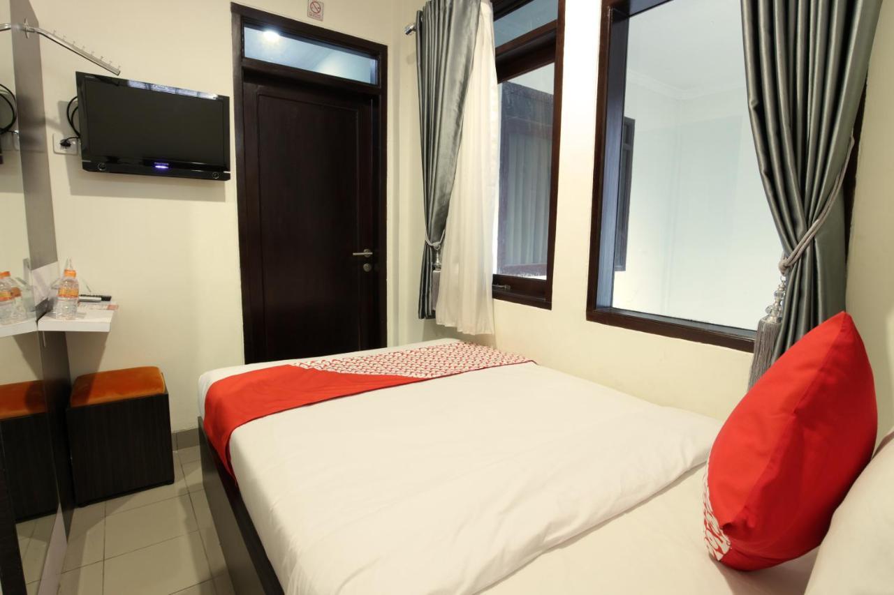 Oyo 202 Kuwera Inn Bandung Zewnętrze zdjęcie