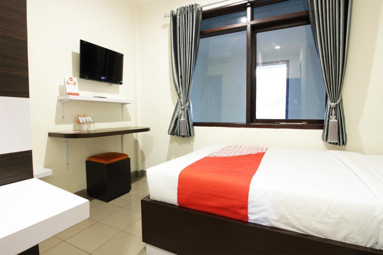Oyo 202 Kuwera Inn Bandung Zewnętrze zdjęcie